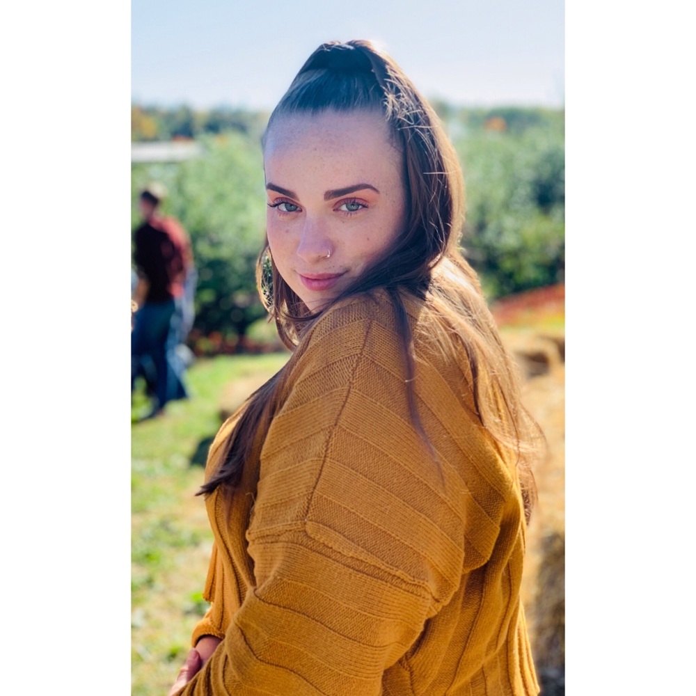 Meet your Posher, Taylor